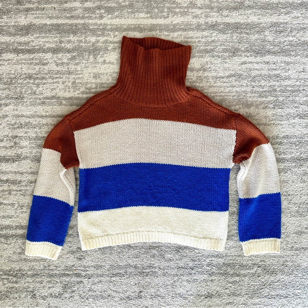 WOMEN: sweater
